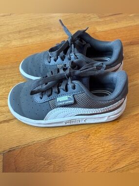 PUMA Boys Softfoam Smash V2 Mid V Sneakers Size 8
